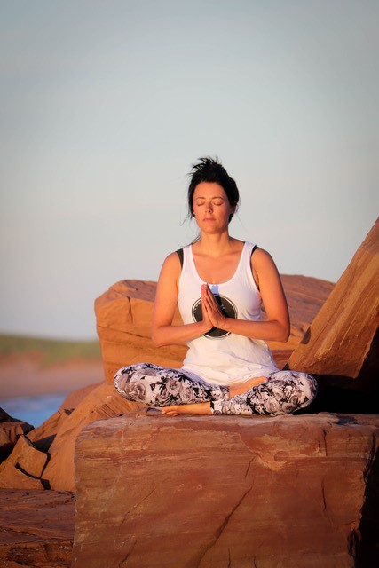 activité de yoga et méditation aux iles de la madeleine